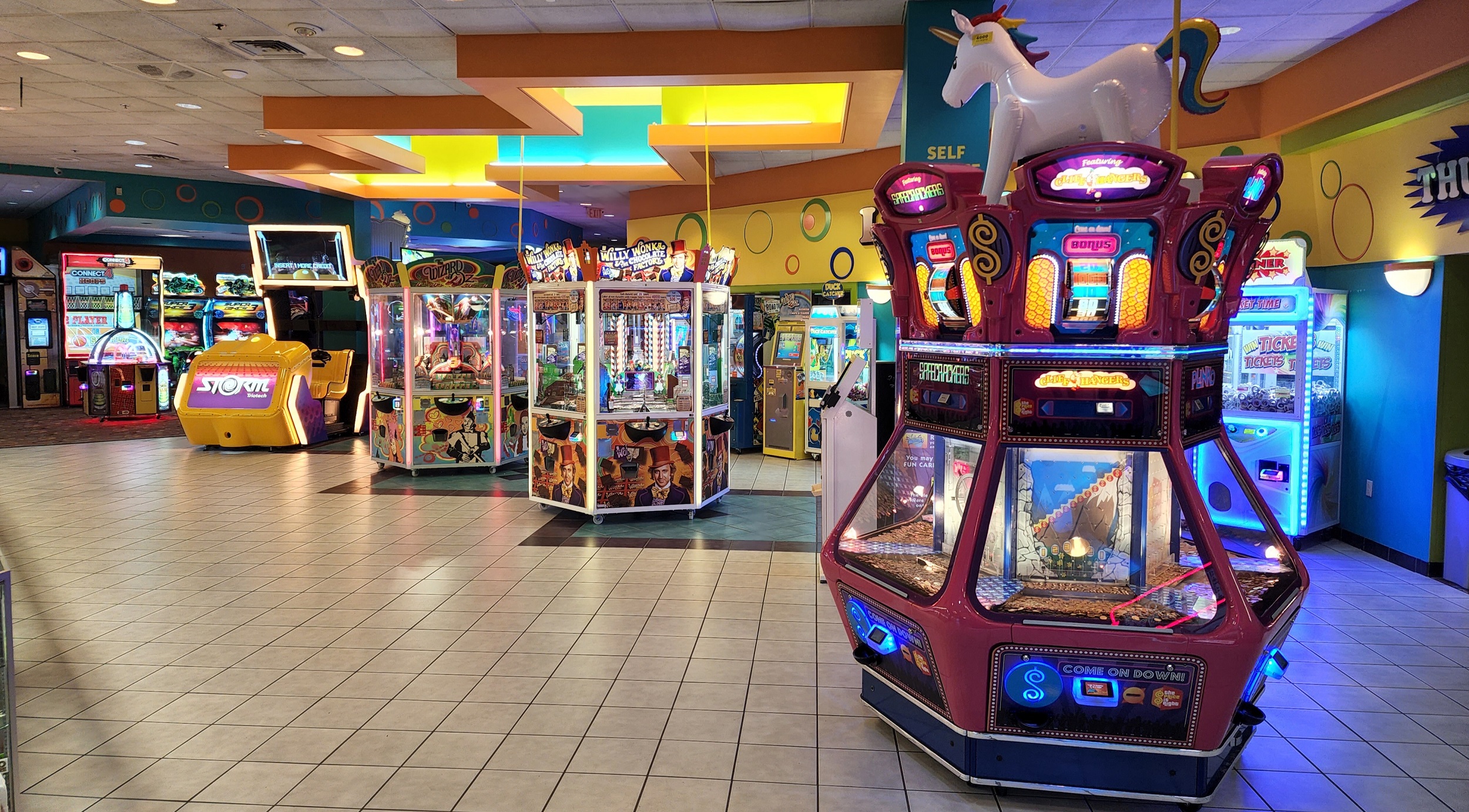 Hooplas.com - Family Fun Centers - Amusement Park - Arcade